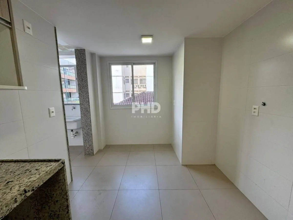 Apartment on the 1st floor with a grill on the balcony — photo 25