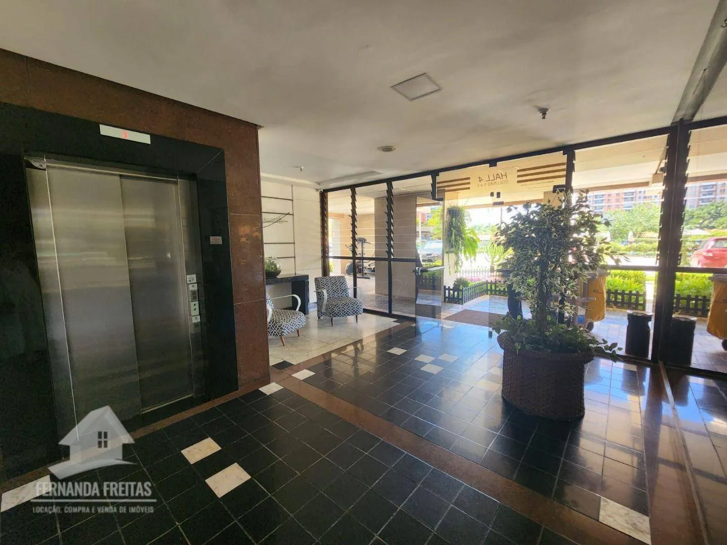Furnished 3-bedroom apartment with 4 bathrooms — photo 48