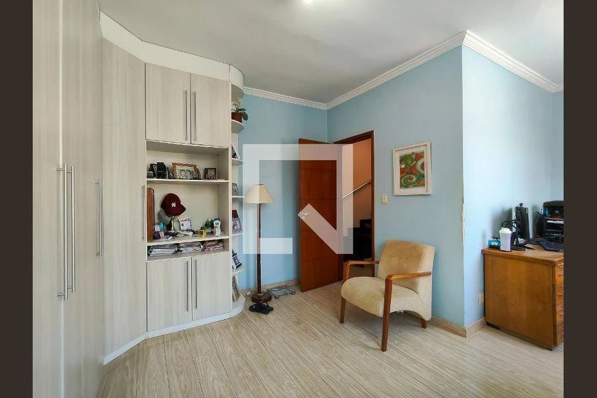 Furnished house with 3 bedrooms, 180 m² and 1 parking spot — photo 35