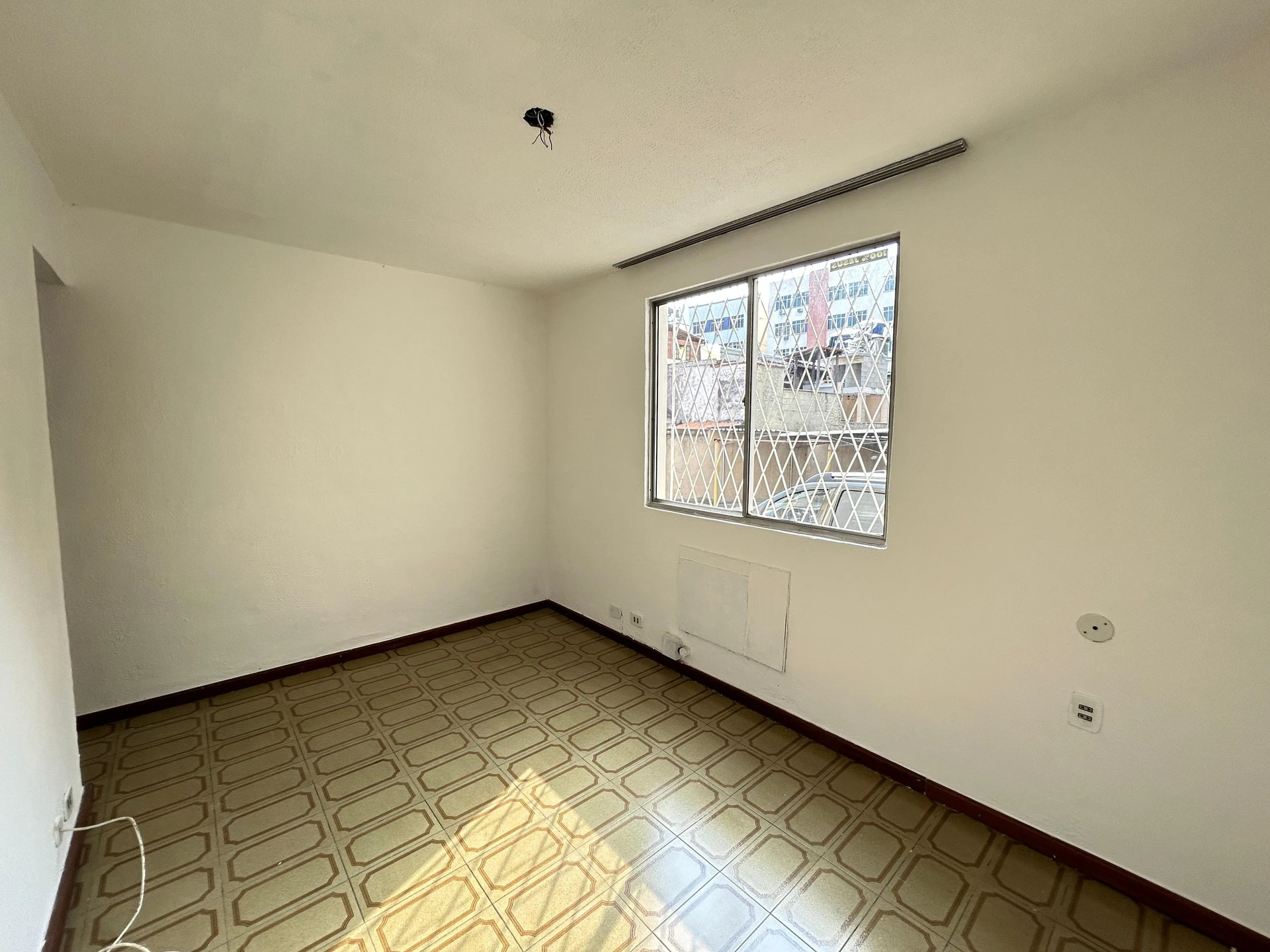 Квартира з 2 спальнями та пральною зоною — photo 28