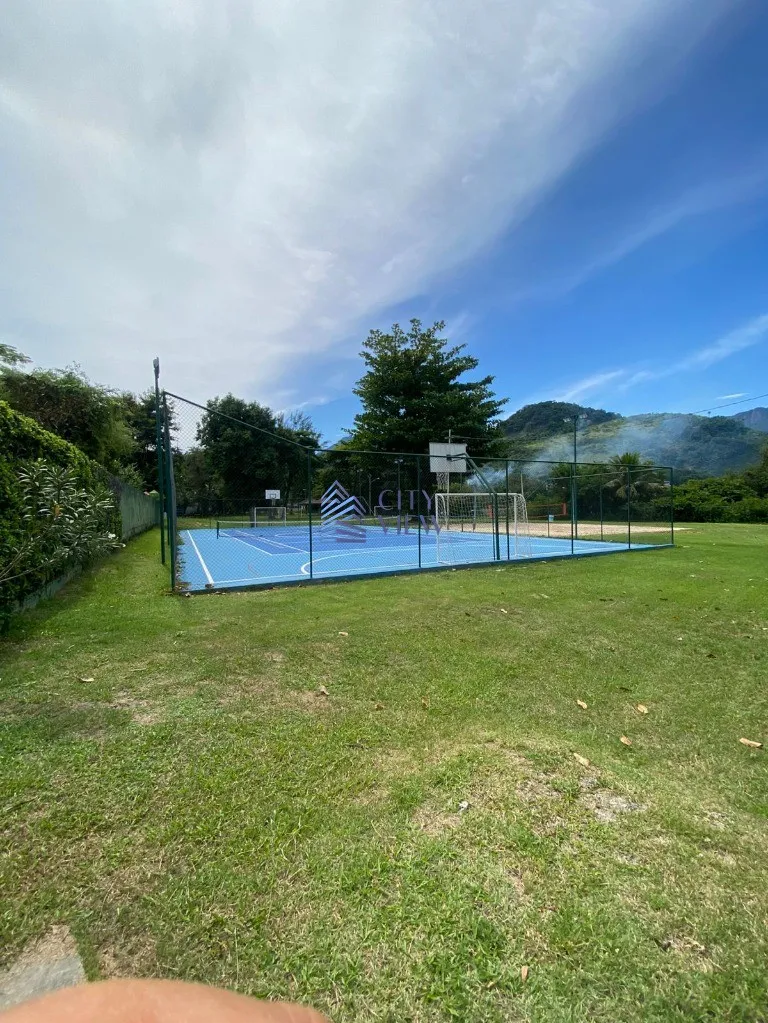 Unfurnished 4-bedroom house with 1000 m² — photo 46