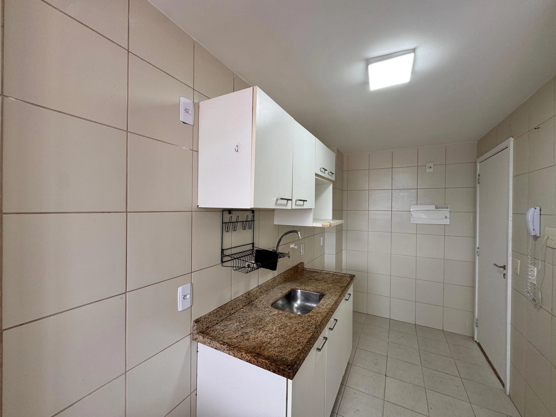 Mountain view in a 2-bedroom apartment, 74 m² — photo 56