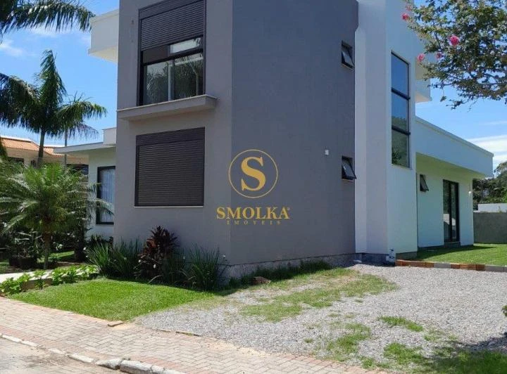 425 m² house with open-plan gas kitchen and 4 bedrooms — photo 6