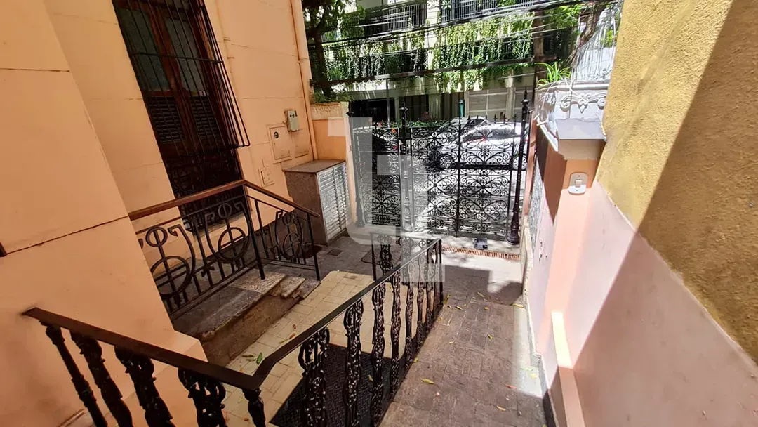 Casa sem mobília com 4 quartos e 4 banheiros — photo 14