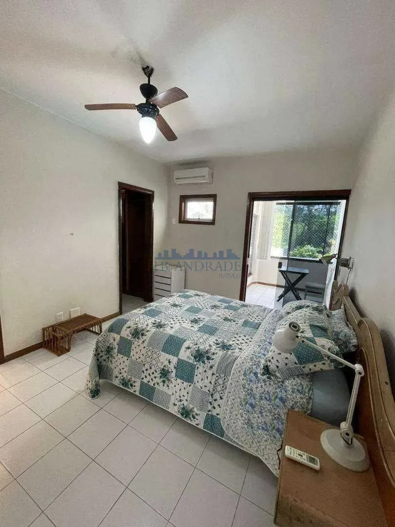 Casa com cozinha fechada e fogão a gás — photo 33