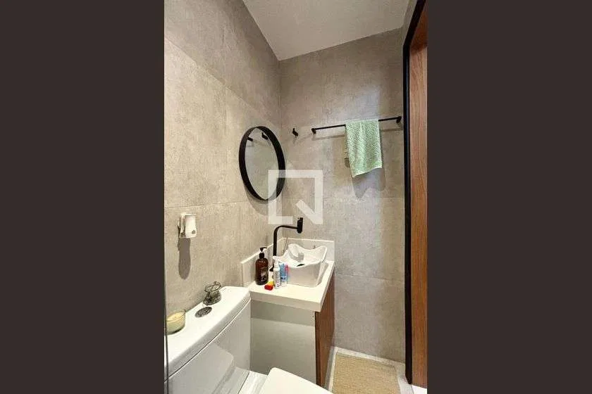Renovated 2-bedroom apartment with city view, 85 m² — photo 2