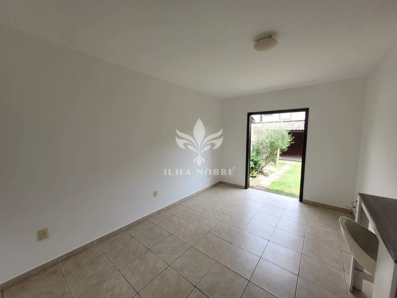 2-bedroom, 95 m² house in Florianópolis — photo 2