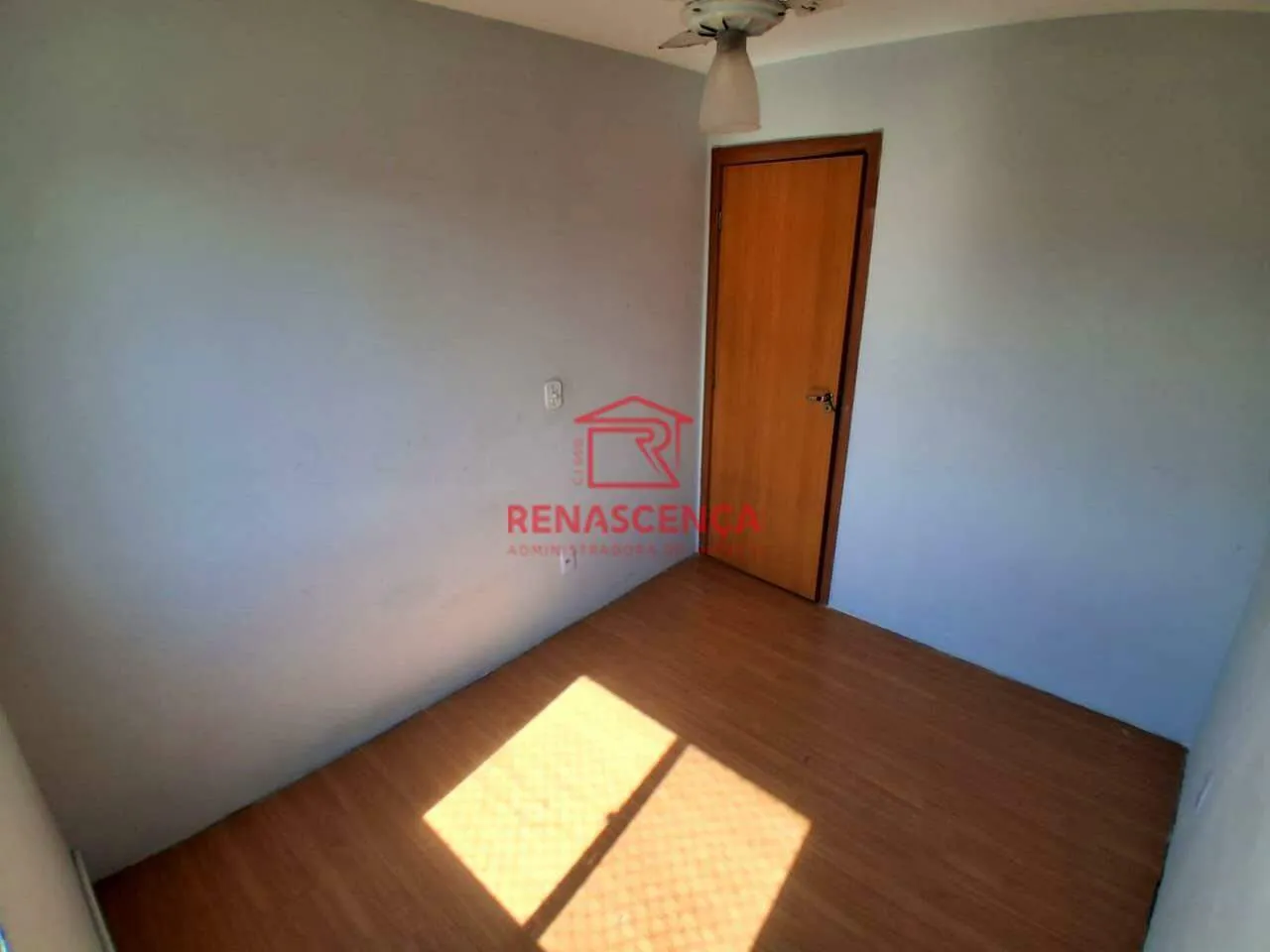 2-bedroom apartment with 1 bathroom and gas stove kitchen — photo 17