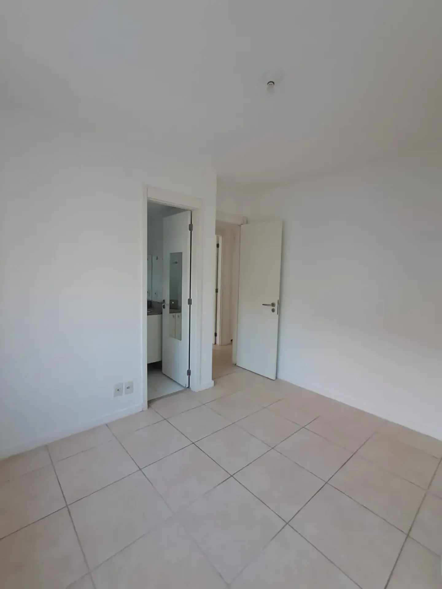 81 m² apartment with balcony and 3 bedrooms on the 5th floor — photo 13