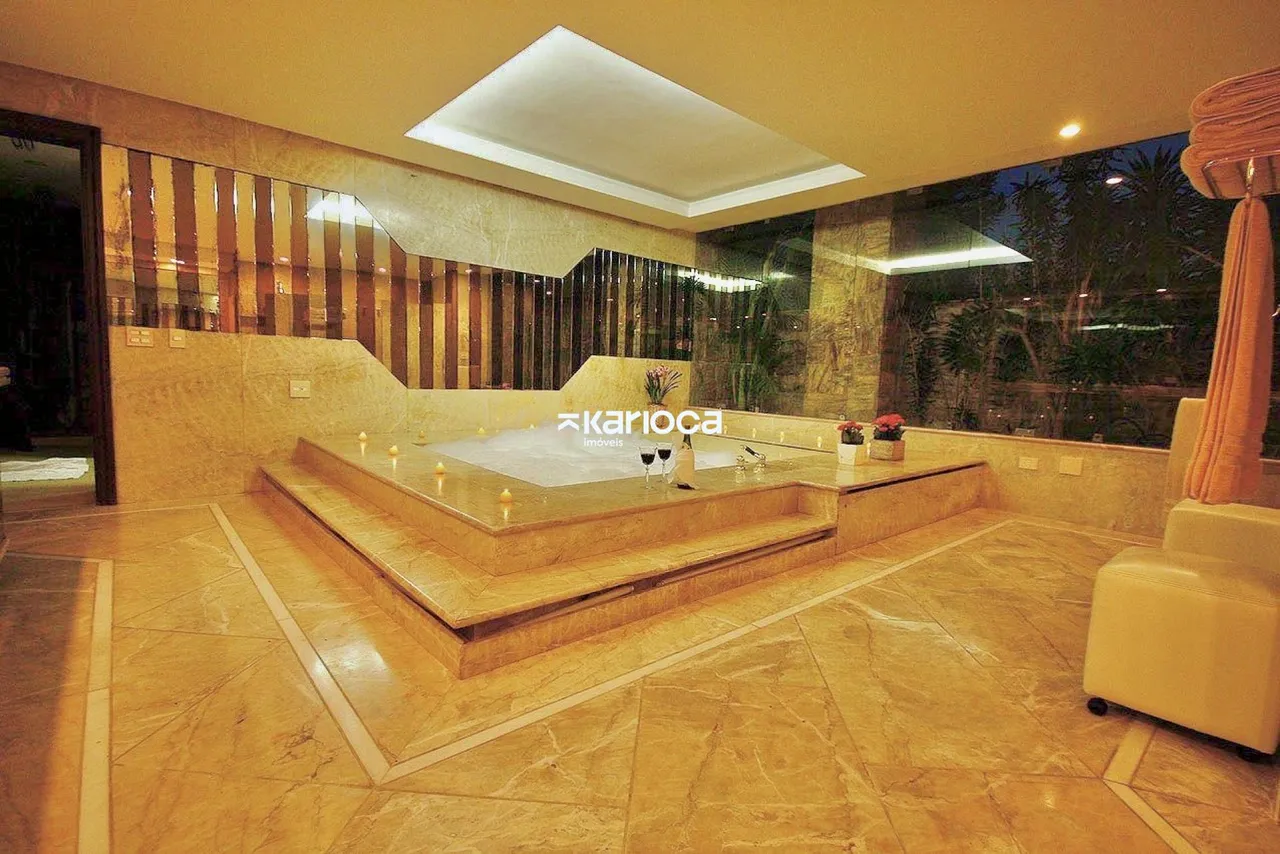 Unfurnished apartment with 5 bedrooms and open-plan kitchen — photo 4