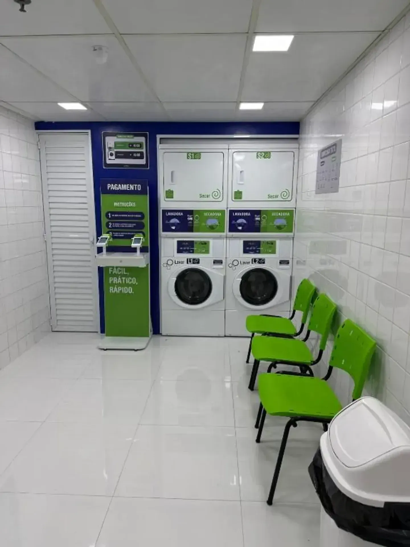 Apartamento mobiliado com 1 quarto e varanda envidraçada — photo 31