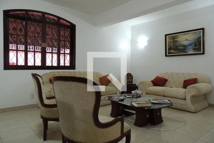 House with 6 bedrooms and shared pool — photo 13