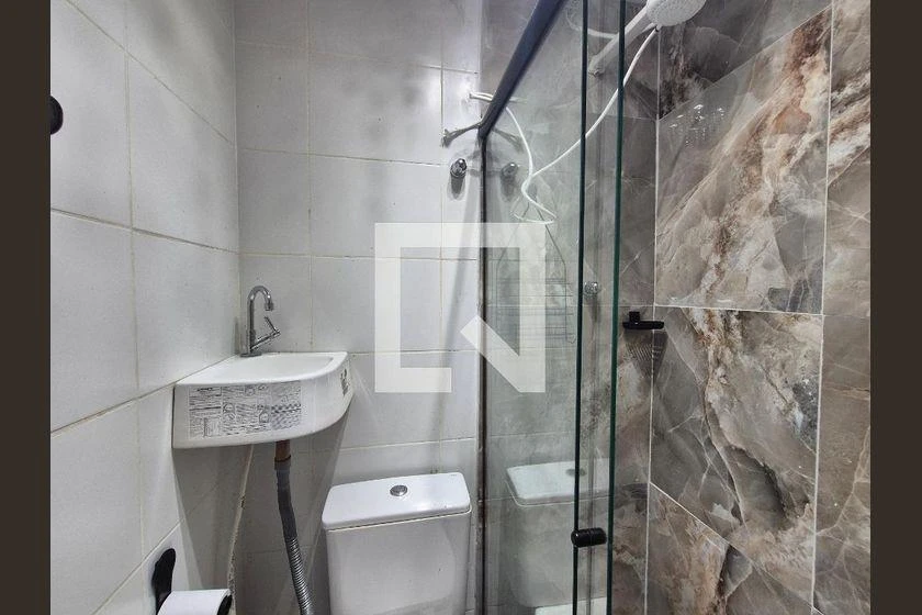 Apartamento amueblado de 1 dormitorio con 1 baño — photo 2