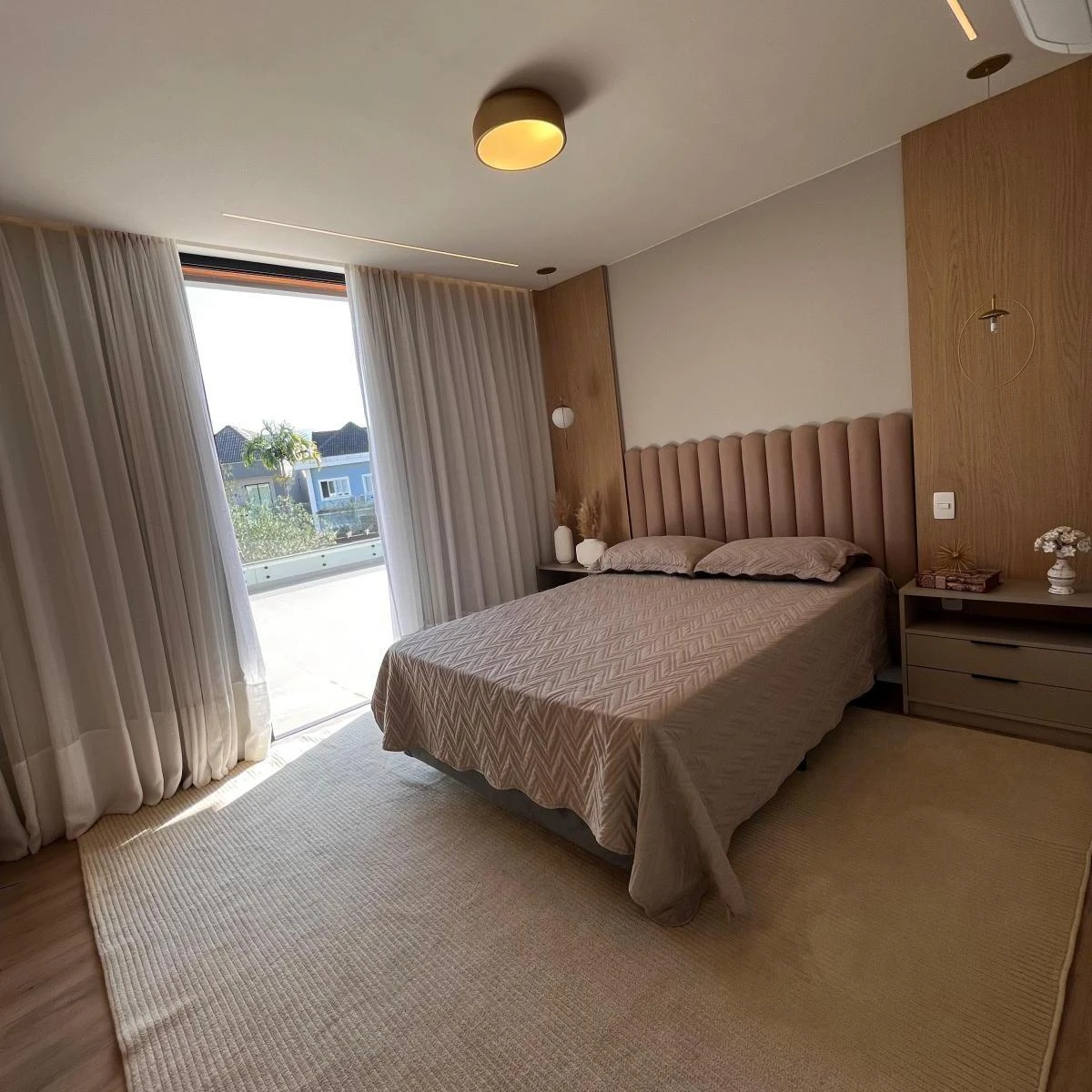 Casa de condomínio com 5 quartos e 536 m² de área — photo 8