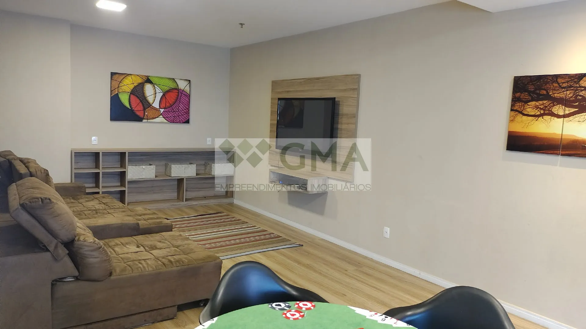 205 m² apartment on the 5th floor with 4 bedrooms — photo 82