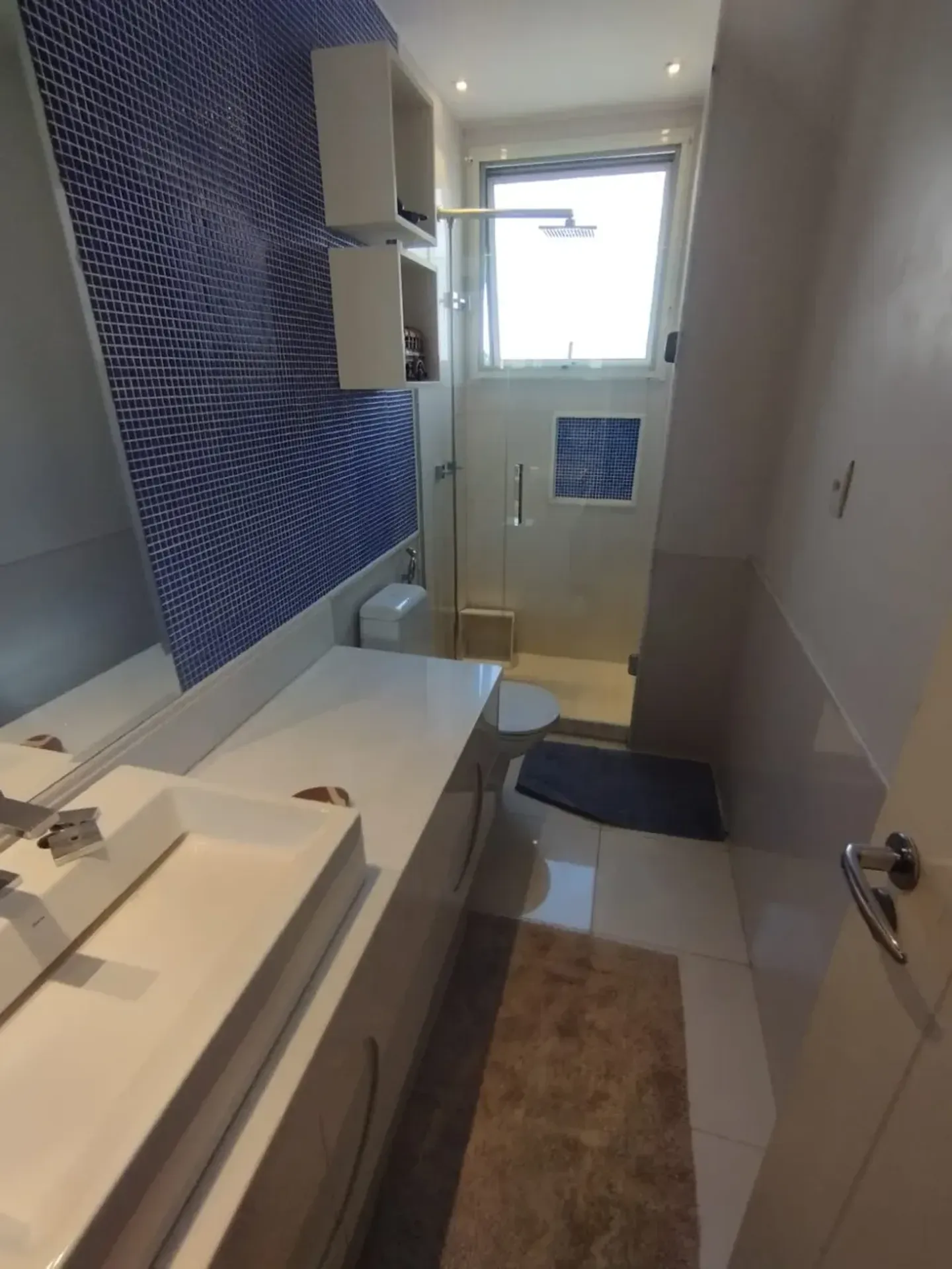 Apartamento sem mobília com 4 quartos e 5 banheiros — photo 19