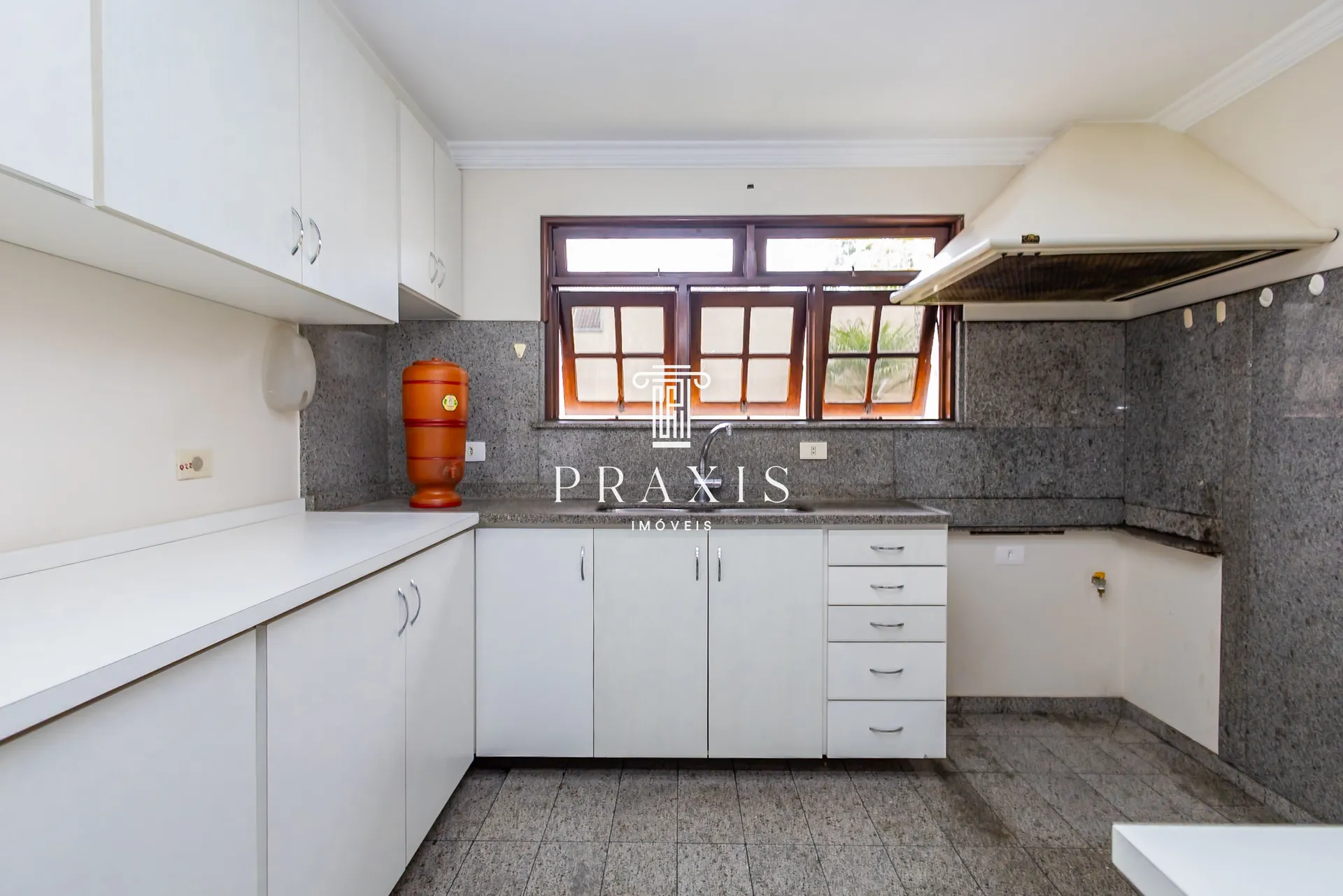 207 m² house with 5 bedrooms, 2 suites and 2 parking — photo 85