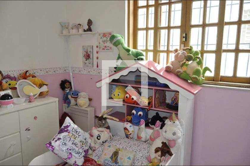 Casa de 4 quartos com 450 m² e jardim privativo — photo 22