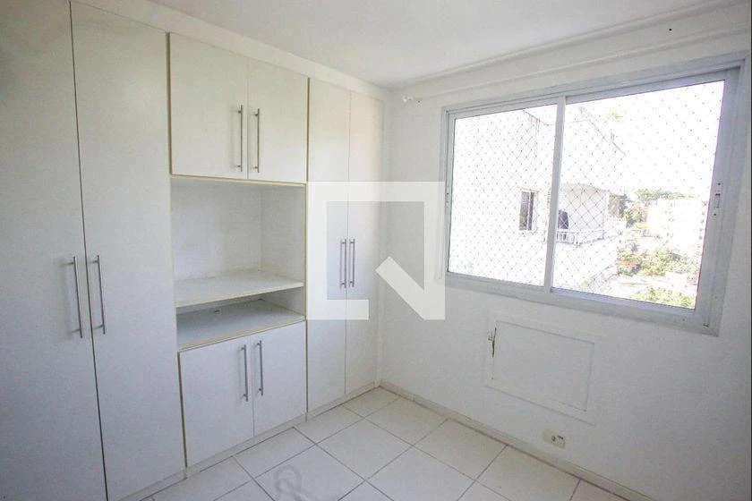 Balcony with a grill in a 3-bedroom apartment, 131 m² — photo 10
