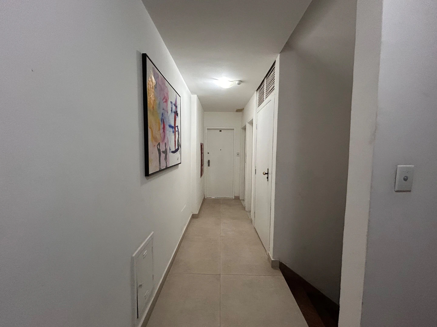 3-bedroom apartment with a terrace and mountain views — photo 26