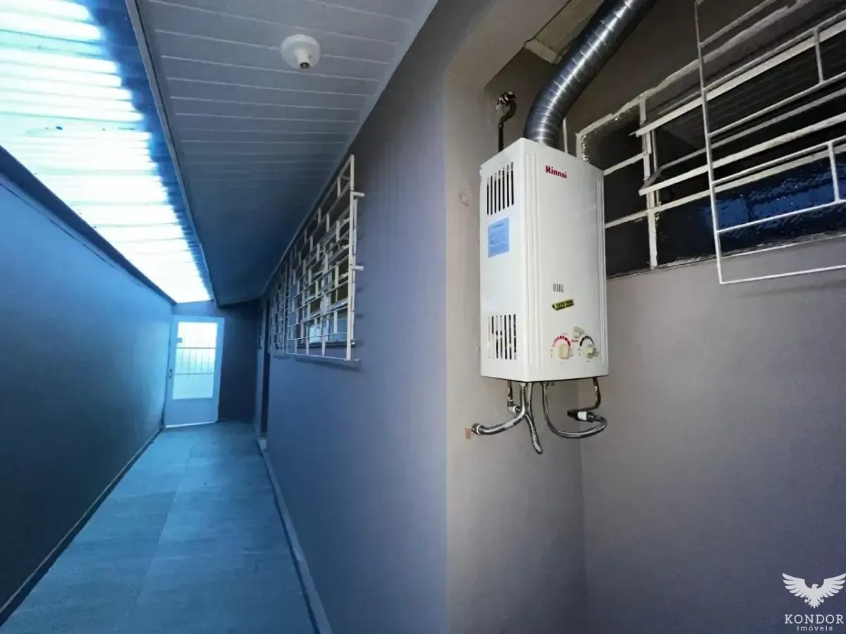 Single-level house with 220 m², 3 bedrooms and BBQ — photo 22