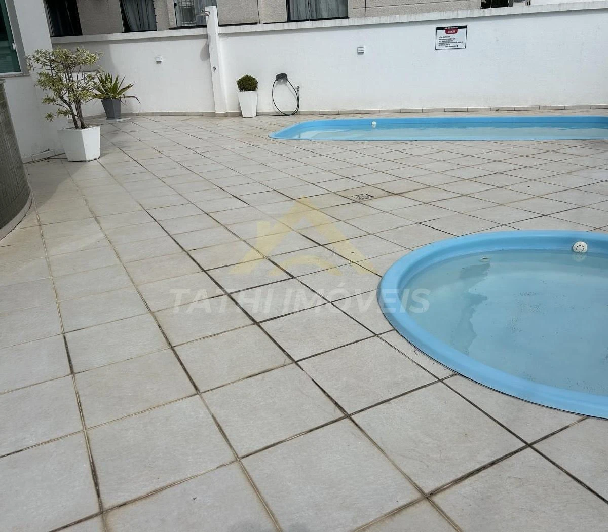 Furnished apartment, 86 m², with a grill on the balcony — photo 29