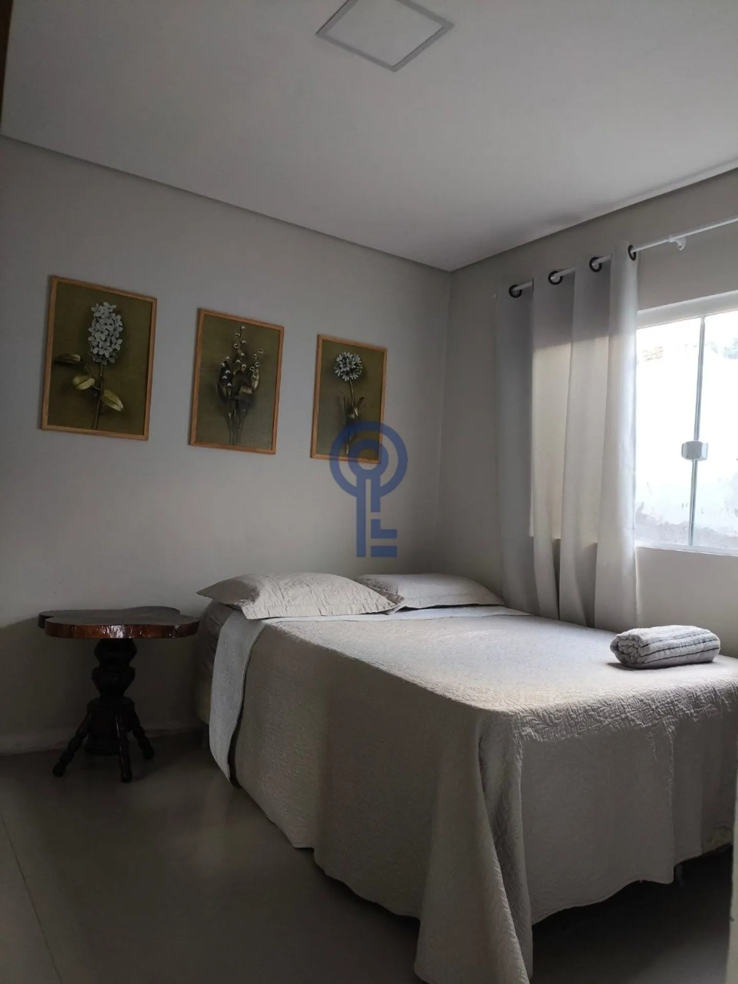 Furnished 2-bedroom house with private garden — photo 6