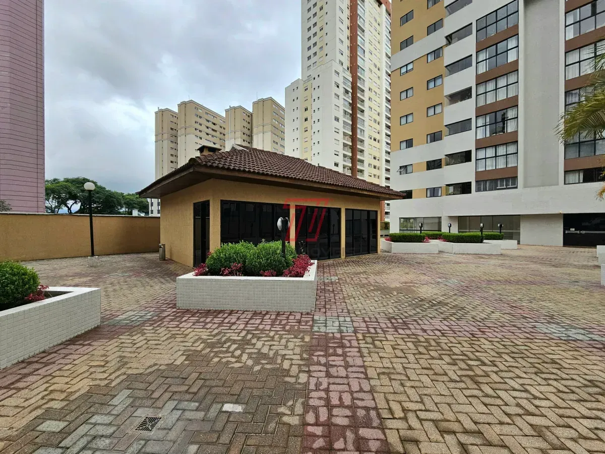 Rental apartment with 3 bedrooms and a balcony — photo 30