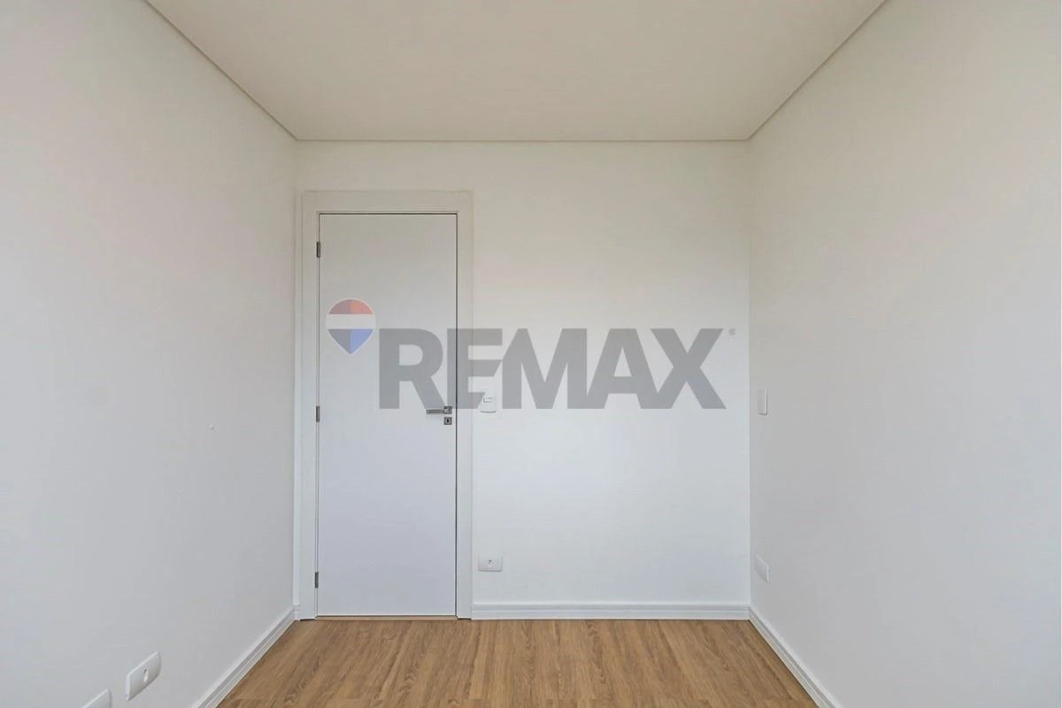 2-bedroom apartment with floor-to-ceiling windows — photo 45