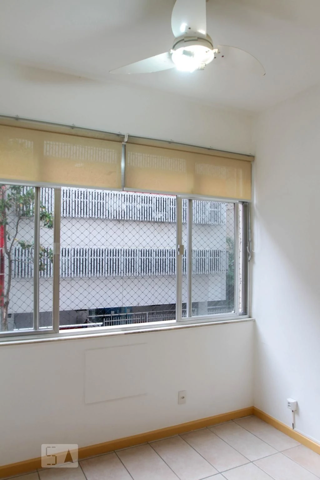 Unfurnished 2-bedroom apartment with 2 bathrooms — photo 17