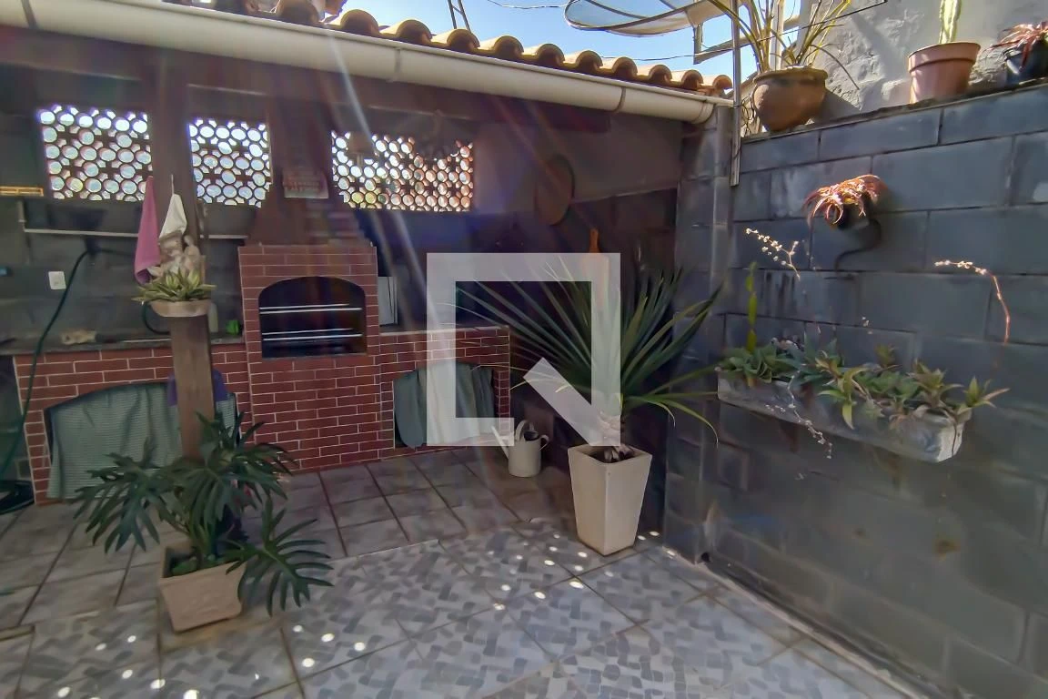 Furnished house with 4 bedrooms and private garden — photo 58