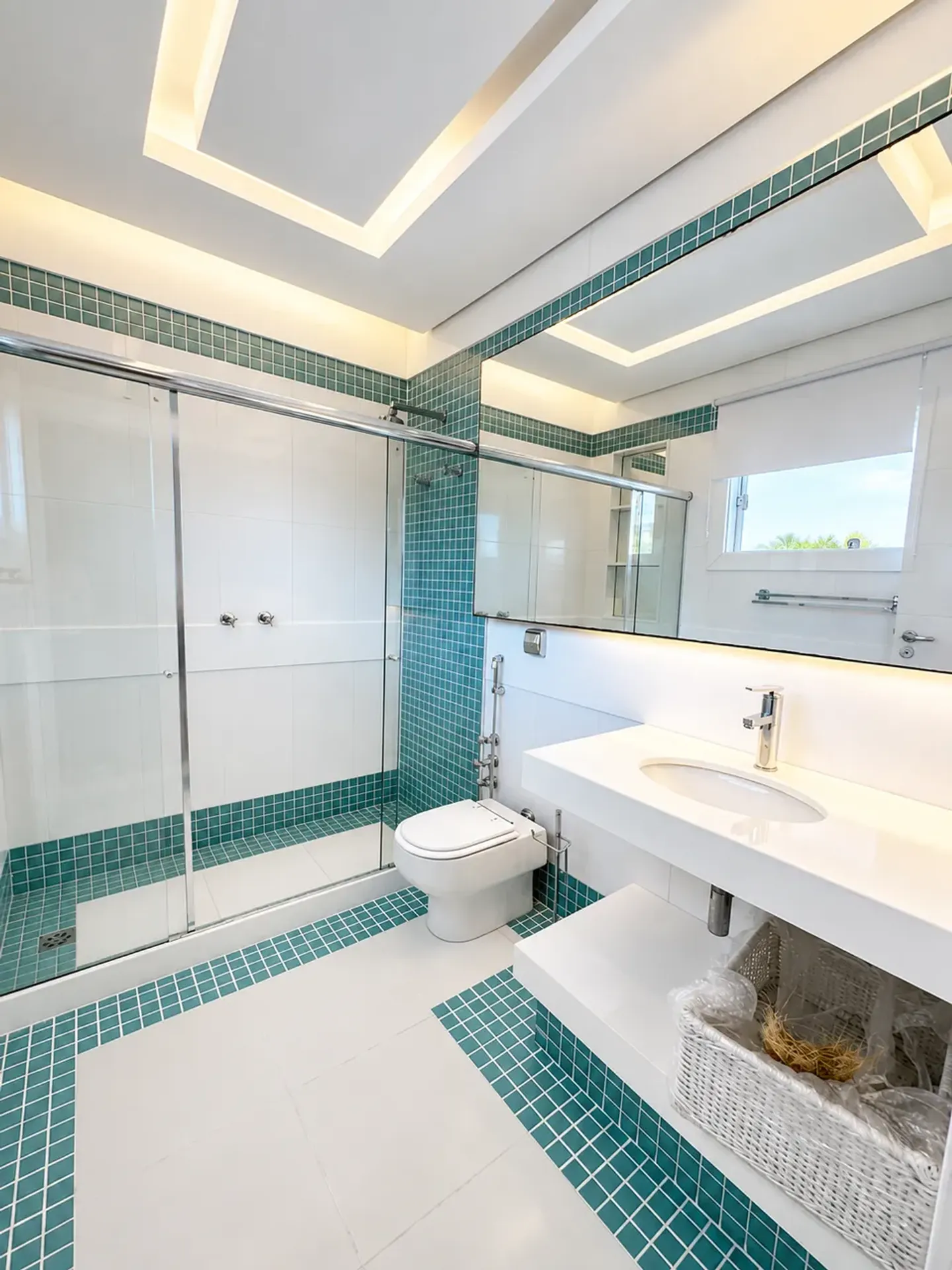 Furnished house with 5 en-suite bedrooms — photo 32