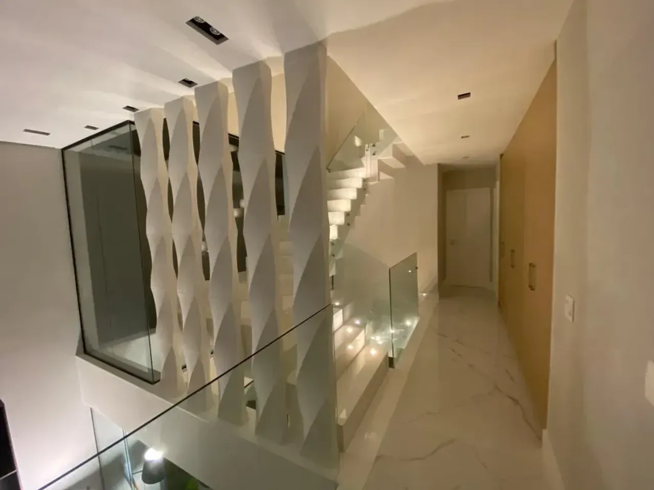 Casa com 5 quartos e 5 banheiros e 3 vagas — photo 3