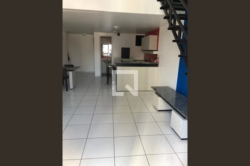 Estudio sin amueblar con 1 dormitorio y cocina abierta — photo 5