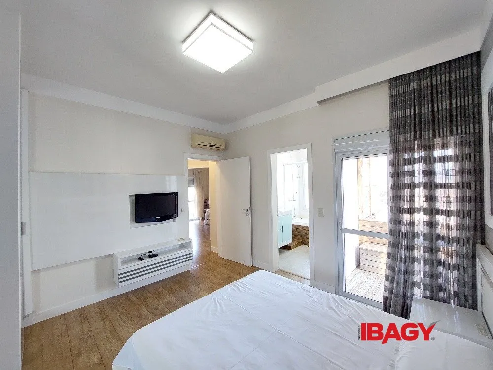Furnished 145 m² apartment with 3 bedrooms and 2 parking — photo 6