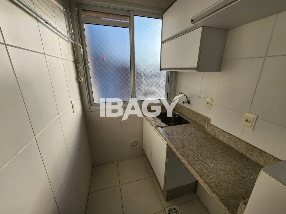 Glass-enclosed balcony in a 2-bedroom apartment, 66 m² — photo 20