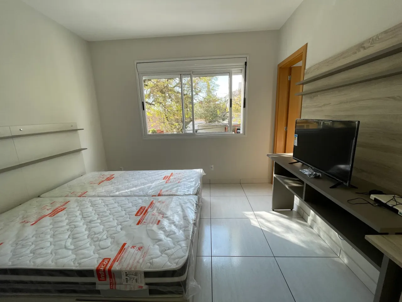 Apartamento mobiliado de 1 dormitório com 1 vaga — photo 2