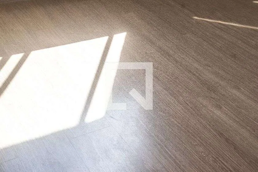 Apartamento de 2 dormitorios con cocina cerrada y cocina a gas — photo 27