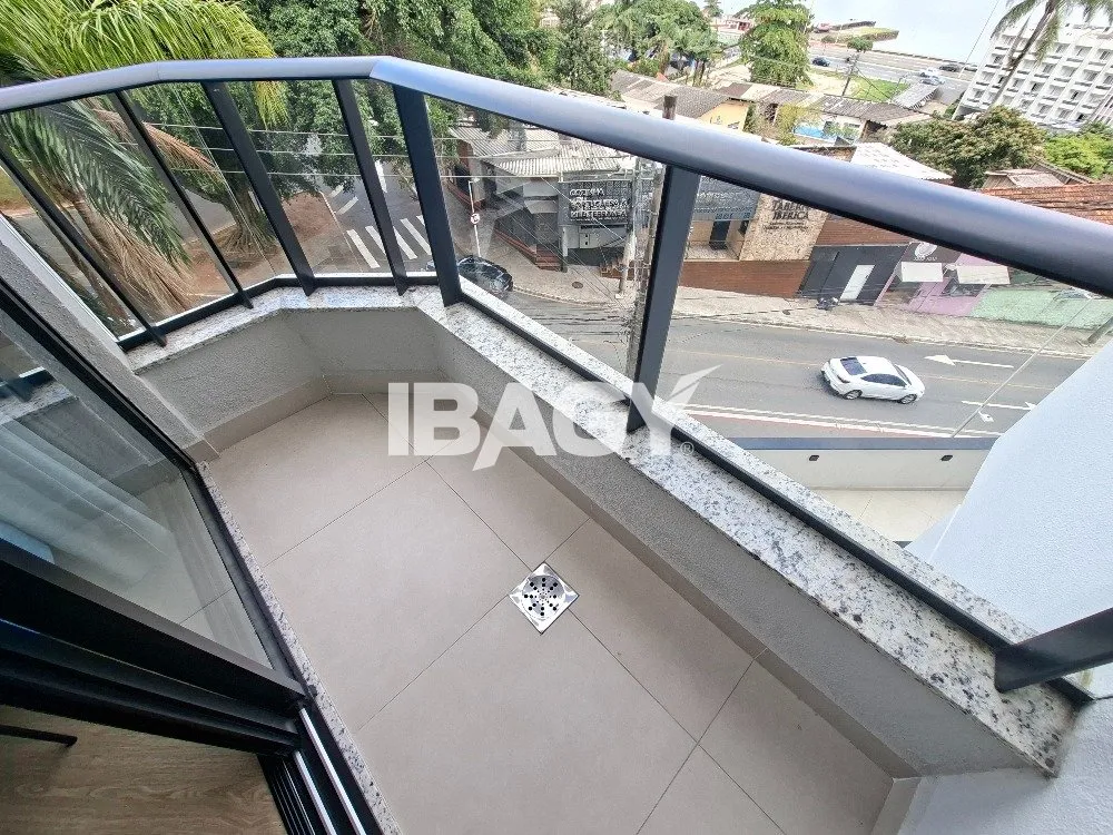 Studio with a glassed-in balcony and open-plan kitchen — photo 87