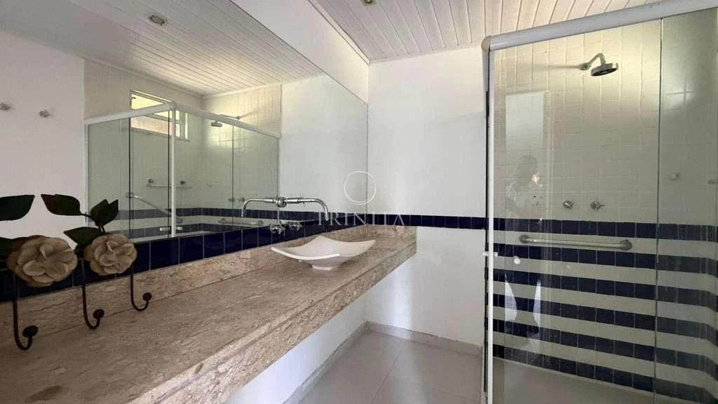 900 m² duplex house with 5 en-suite bedrooms — photo 25