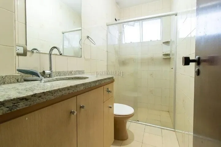 4-bedroom house with shared BBQ area — photo 13