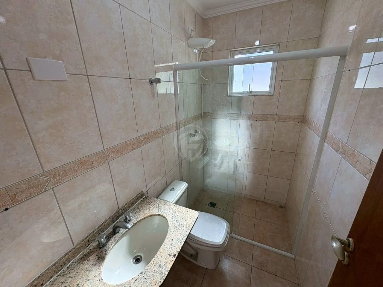 Rental house with 4 bedrooms and 148 m² — photo 10