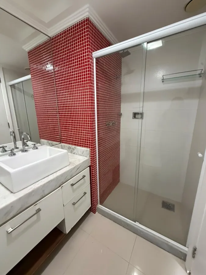 3-bedroom apartment with a home office in Rio de Janeiro — photo 9