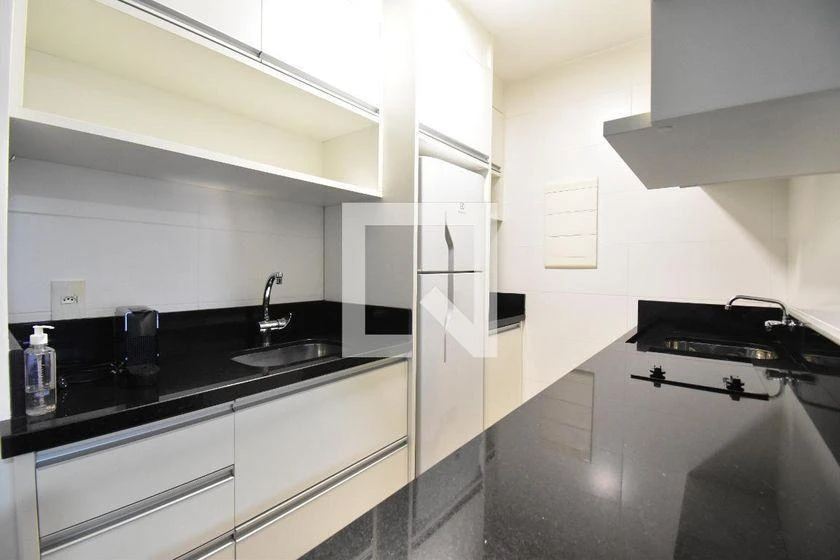 Furnished studio, 35 m², with a home office — photo 16