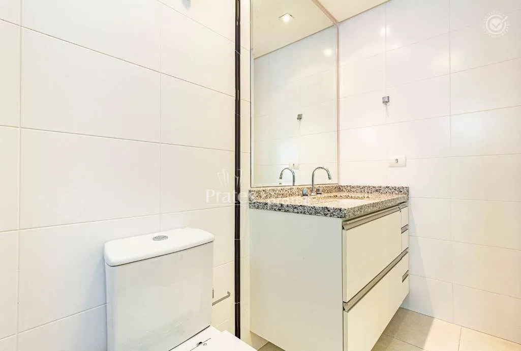 Furnished apartment with 3 en-suite bedrooms and 3 parking