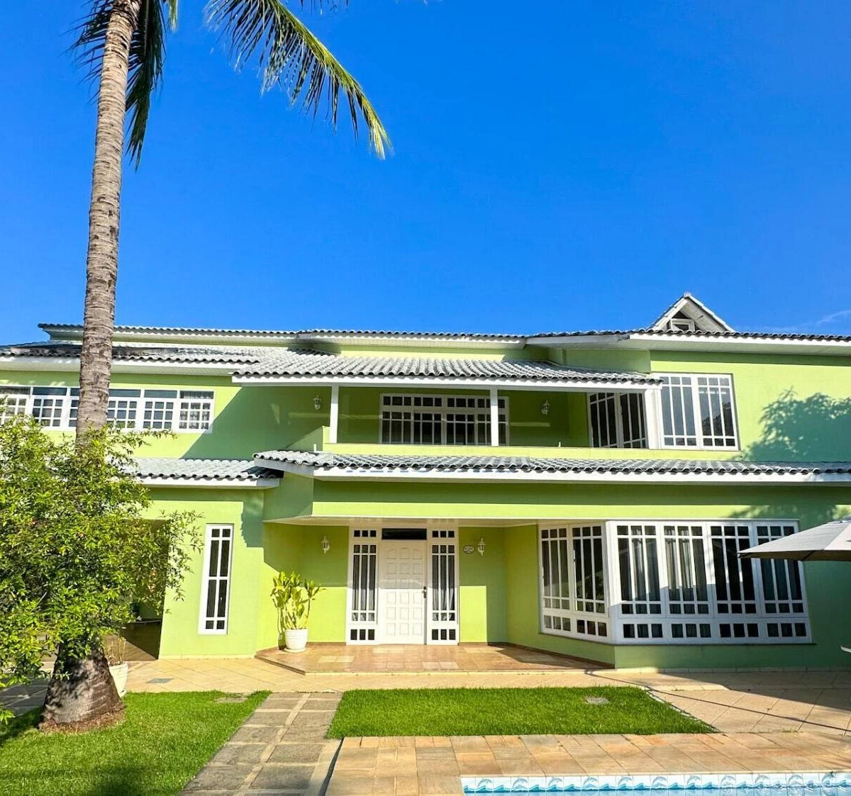 Unfurnished 1000 m² house with 5 en-suite bedrooms — photo 4