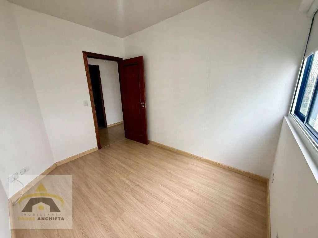 Apartamento de 3 dormitorios con balcón — photo 8