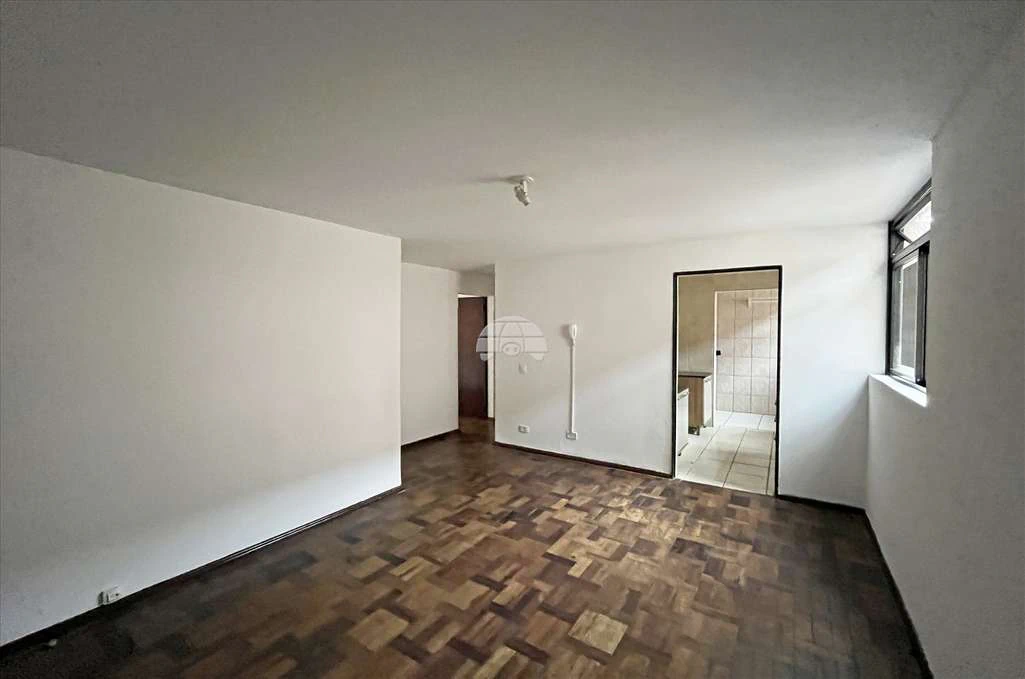 Apartamento com 3 quartos e cozinha fechada — photo 4