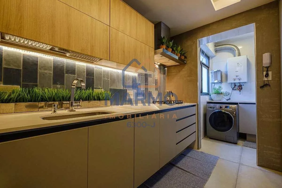 Furnished 2-bedroom apartment with an open kitchen — photo 7