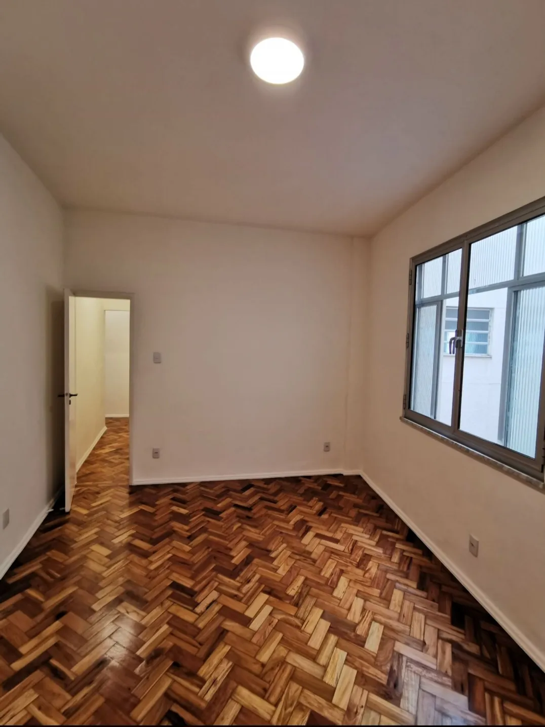 6th-floor apartment with 3 bedrooms and 2 bathrooms — photo 6